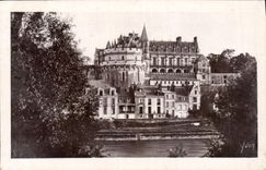 CPA Chateaux de la Loire Chateau d'Amboise vu des Bords de la Loire 