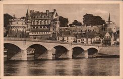 CPA Amboise Le Chateau et le Pont 