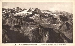 CPA Bagneres de Bigorre La Chaine des Pyrenees vue du Pic du Midi 