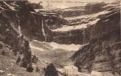 CPA Gavarnie L'Hotel du Cirque et le Cirque 