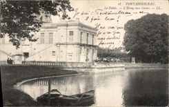 CPA Fontainebleau Le palais L'Etang aux Carpes 