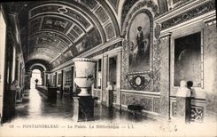 CPA Fontainebleau le Palais la Bibiliotheque 