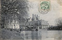 CPA Fontainebleau Le Palais et l'Etang des Carpes 