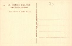 CPA La Douce France Palais de Fontainebleau cour ovale vue du Pavillon St Louis 