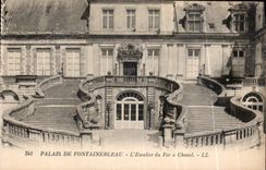 CPA Palais de Fontainebleau l'Escalier du Fer a Cheval 