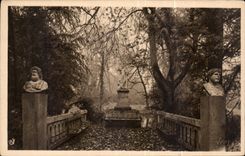 CPA La Douce France Fontainebleau S et M Jardin Anglais Fontaine Belleau 