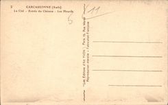 CPA Carcassonne Aude la Cite Entree du Chateau les Hourds 