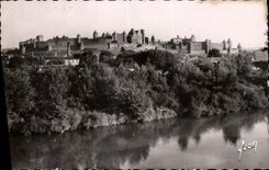 CPA Carcassonne Aude l'Aude et vue generale de la Cite 