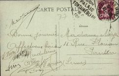 CPA Palais de Fontainebleau la Grille d'Honneur et la Cour des Adieux 