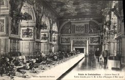 CPA Palais de Fontainebleau Galerie Henri II table dresse pour S M le Roi d'Espagne 8 Mai 1913 