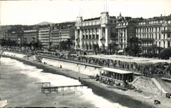 CPA Nice le Palais de la Mediterranee et la Promenade des Anglais 