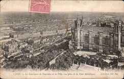 CPA Lyon la Sanctuaire de Fourvriere et la Ville vue prise de la Tour Metallique 