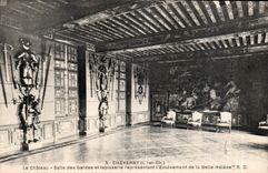 CPA Cheverny le Chateau Salle des gardes et tapisserie representant l'Enlevement de la Belle Helene 