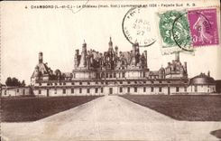 CPA Chambord L et C le Chateau mon hist Commence en 1526 Facade Sud 