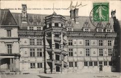 CPA Chateau de Blois Cour Interieure Escalier et Facade Francois Ier 