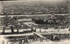 CPA Lyon vue panoramique prise de l'Ascenseur de la Tour metallique de Fourviere 