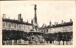 CPA Nancy fontaine et Place d'Alliance 