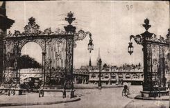 CPA Nancy la Ville aux Portes d'Or Place Stanislas Grilles de Jean Lamour 