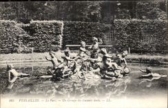 CPA Versailles le Parc le Parc un groupe des Enfants dores 