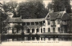 CPA Versailles hameau de Trianon Maison de la Reine 