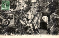 CPA Versailles le Petit Trianon le Parc les Roches 