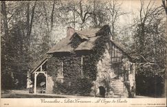CPA Versailles Petit Trianon Le Corps de Garde 