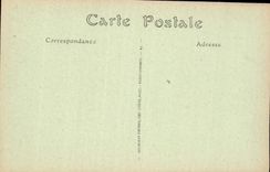 CPA Versailles Musee des voitures Voiture du Couronnement de Napoleon I Traineau de Mme Pompadour 