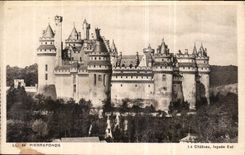 CPA Pierrefonds Le Chateau facade Est 
