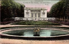 CPA Versailles Le Palais du Petit Trianon 