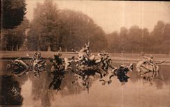 CPA Versailles Le Bassin du Dragon par les freres Marsy restaure par Tony 