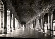 CPM Versailles Seine et Oise Le Palais Galerie des Glaces 