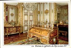 CPM Le Bureau a Cylindre du Roi Louis XV 