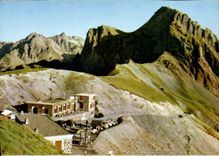 CPM Les Pyrenees le col du Tourmalet et le Pic d'Espade 