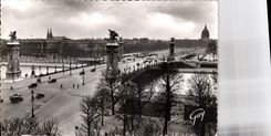 CPA Paris et ses Merveilles le pont Alexandre III et l'esplanade des Invalides 