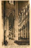 CPA Beauvais Interieur de la Cathedrale orne de tres belles verrieres Magnifique choeur 