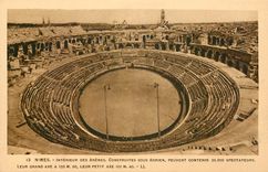 CPA Nimes interieur des Arenes 