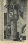 CPA Beauvais Interieur de la Cathedrale Horloge du XIV siecle 