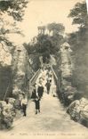 CPA Paris les Buttes Chaumont Pont suspendu 
