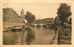 CPA Les jolis coins de Paris vers le pont Saint Michel 