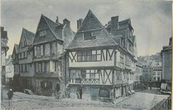 CPA Morlaix vieilles maisons de la Place du marche