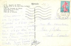 CPA Souvenir de Paris La Tour Eiffel et les Jeux d'Eau du Palais Chaillot l'arc de triomphe de l'eto