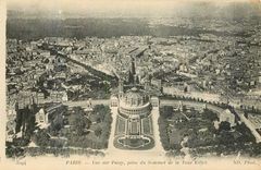 CPA Paris vue sur Passy prise du Sommet de la Tour Eiffel 