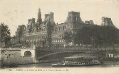CPA Paris L'Hotel de Ville et le Pont d'Arcole 