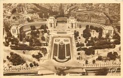CPA Paris et ses merveilles panorama sur le palais de Chaillot vue prise de la tour Eiffel 