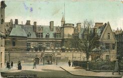 CPA Paris le Musee de Cluny 