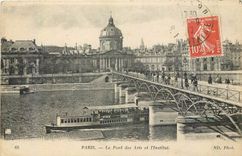 CPA Paris le Pont des Arts et l'Institut Bateaux