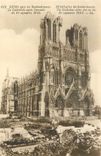 CPA Reims apres les Bombardements la Cathedrale apres l'Incendie du 19 septembre 1914 