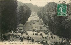 CPA Saint Cloud le Parc l'Allee du Fer a Cheval 