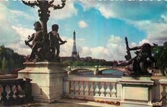 CPA Paris La Tour Eiffel vue de la Place de la Concorde 