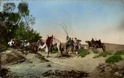 Scenes and types of Morocco CPA the halt with the Wells